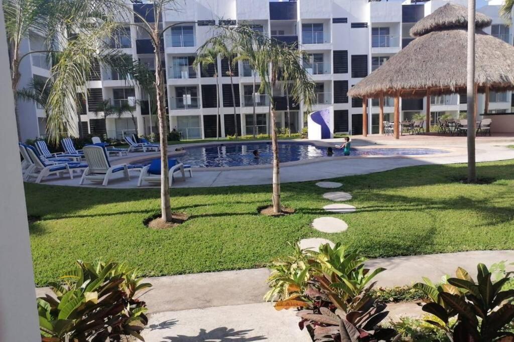 Departamento De Lujo En Manzanillo, Planta Baja Frente A La Alberca Apartment Luaran gambar