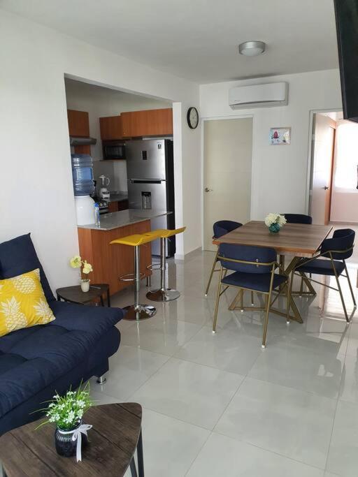 Departamento De Lujo En Manzanillo, Planta Baja Frente A La Alberca Apartment Luaran gambar