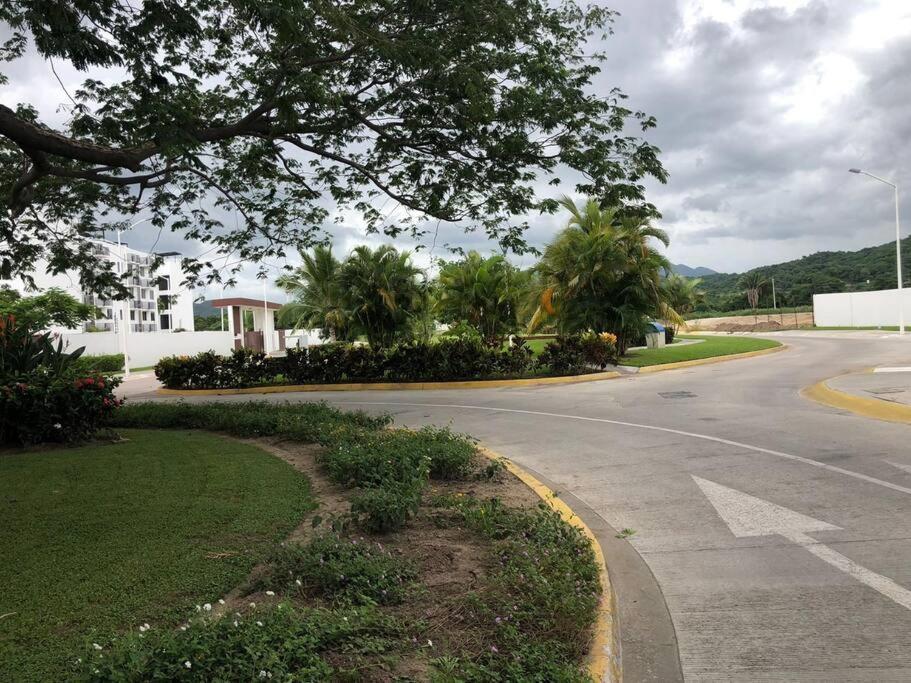 Departamento De Lujo En Manzanillo, Planta Baja Frente A La Alberca Apartment Luaran gambar